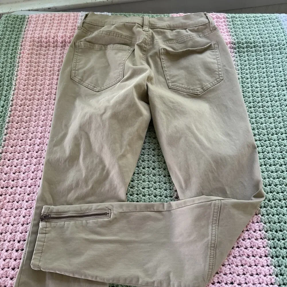 Mudd Size 5 FLX Stretch Khaki Pants Utility Skinny Zip Detailing Women’s/juniors